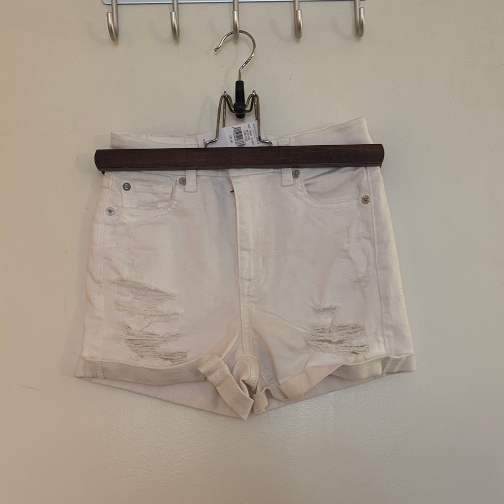 NWT American Eagle White Distressed Shorts